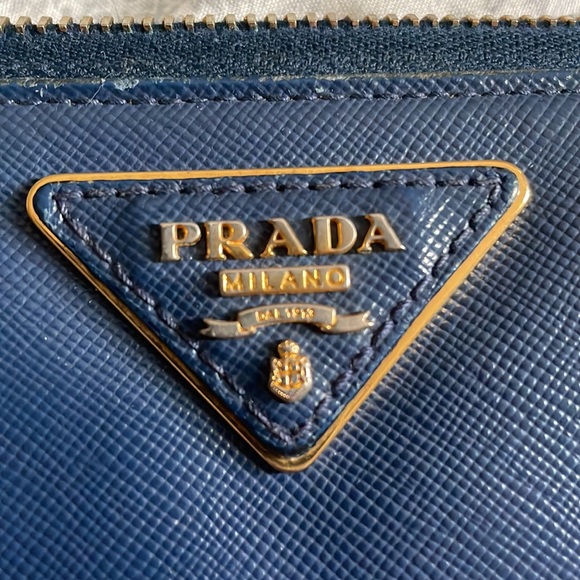 Prada Authentic Wallet - Picture 4 of 14